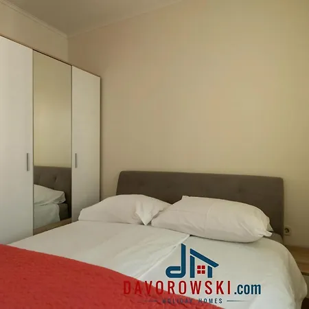 Donatella -apt 1- 10m Van Het Strand Pjescana Uvala